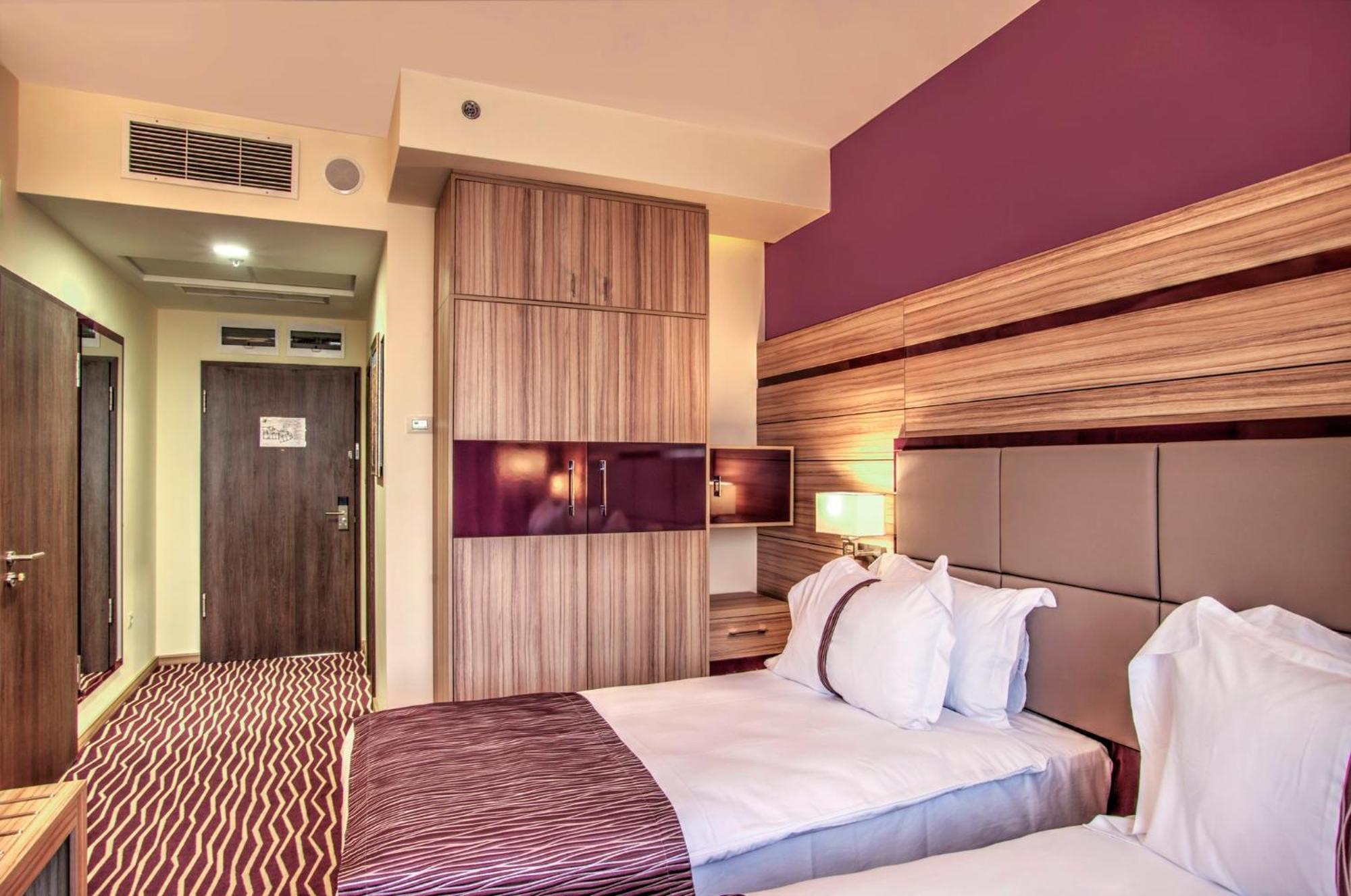 Holiday Inn Plovdiv By Ihg Kültér fotó